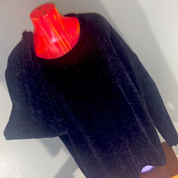 Seven7 Other - SEVEN7 Super Soft Black Chenille Pullover Sweater